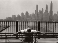 Biography: Street photographer Louis Stettner
